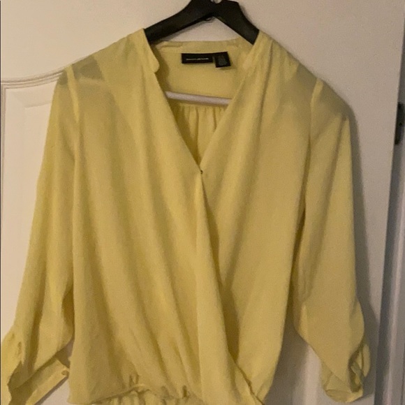 DKNY Jeans yellow surplice wrap blouse XS - Picture 2 of 9